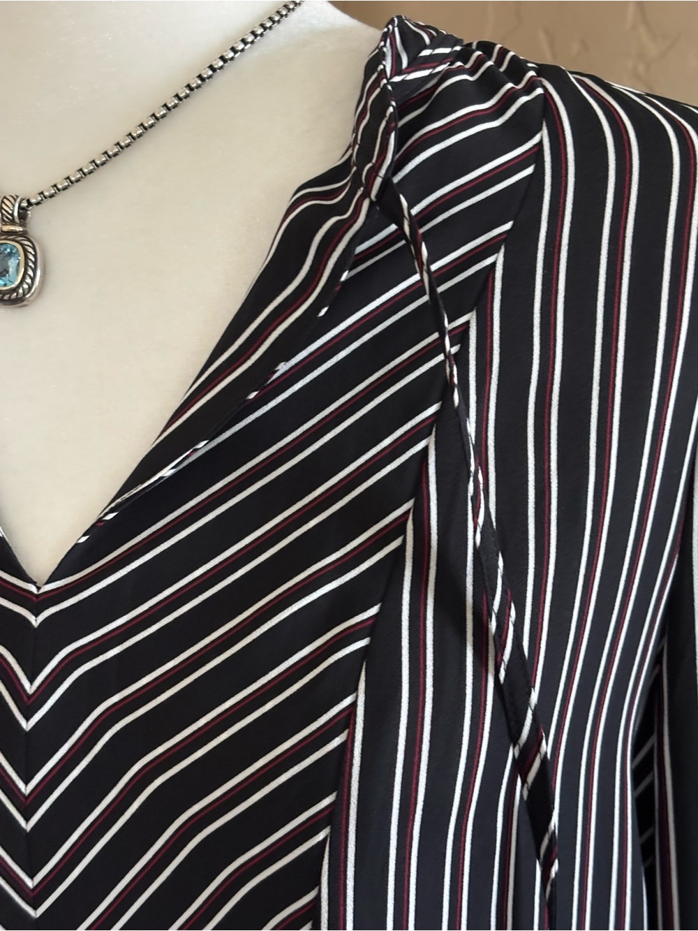 LOFT 💙♥️ V-Neck Striped Long Sleeve Blouse